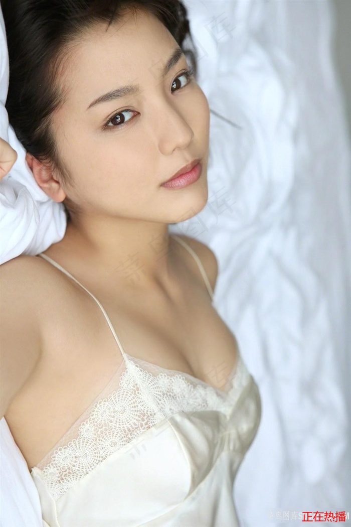 少女哔哩哔哩高清在线观看 · 中国轰炸机 · 金瓶海之婬乱天在线观看 精彩合辑